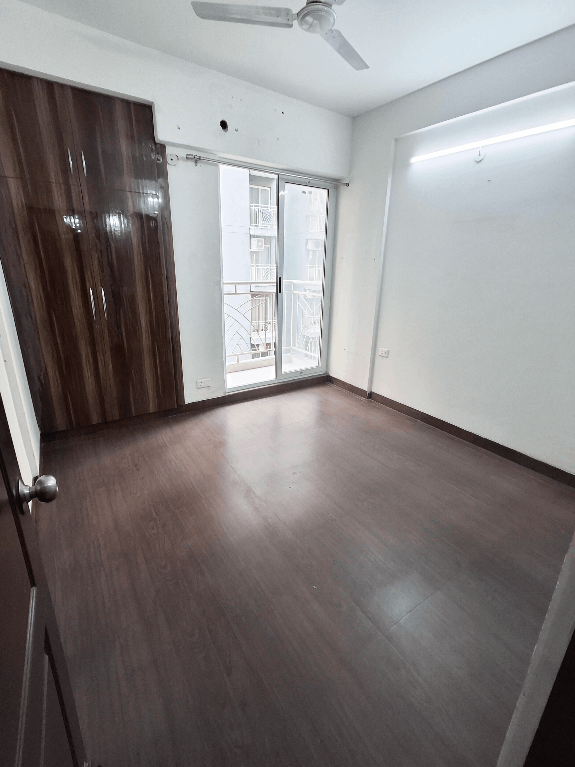 2 BHK Flats for Rent in Aditya Urban Homes, Aditya World City Ghaziabad