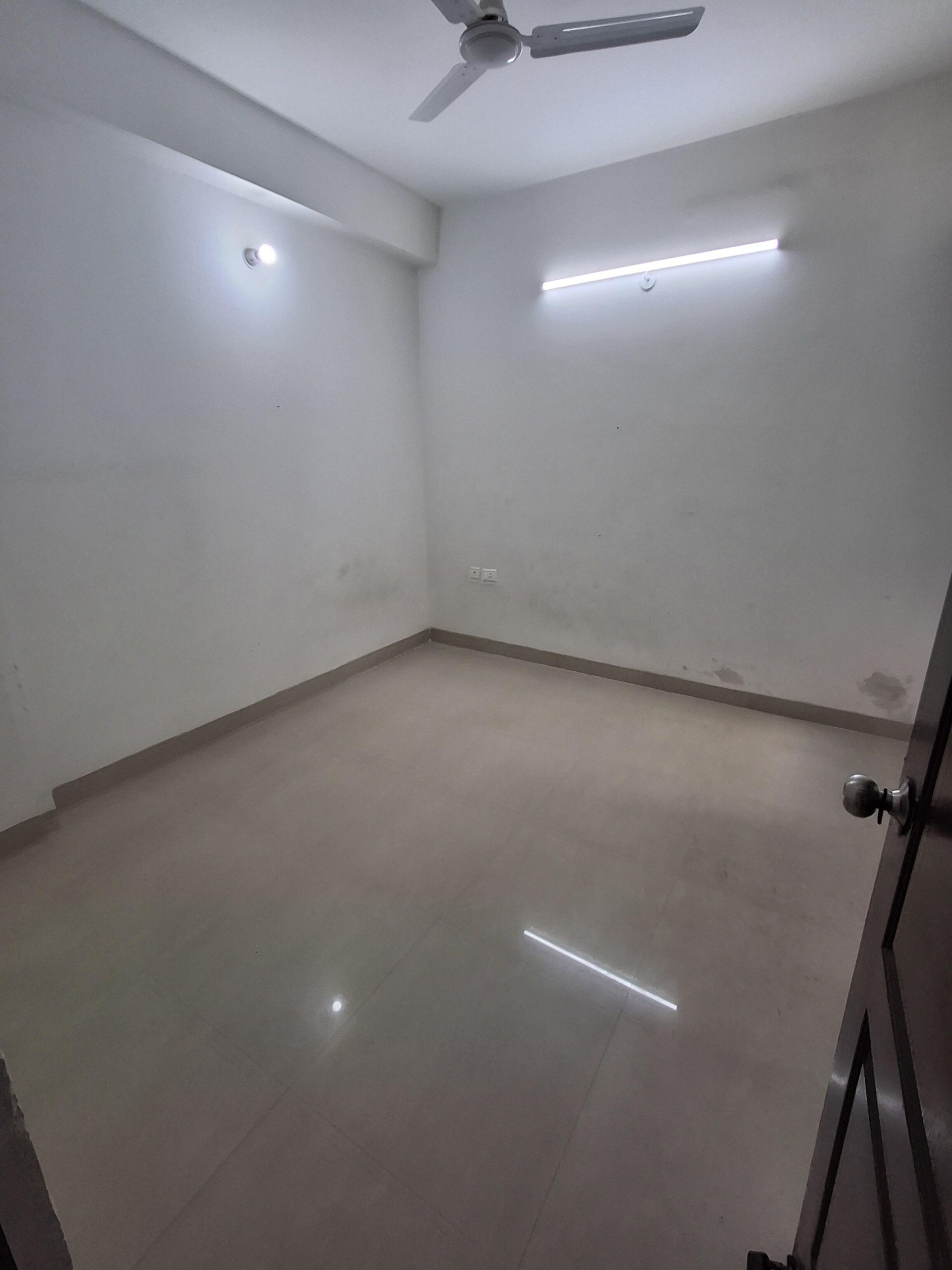 2 BHK F Flower Flats for Rent in  Aditya Urban Homes, Aditya World City Ghaziabad